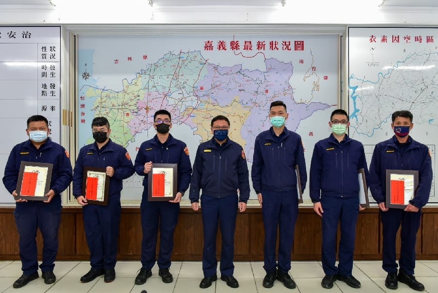 嘉義縣警察局表揚 為民服務優良員警6件7人