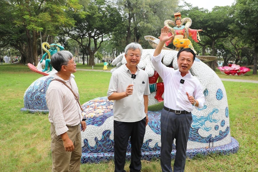 你看過會衝浪的媽祖嗎！再。嘉義鄉村藝術行動28日盛大開展