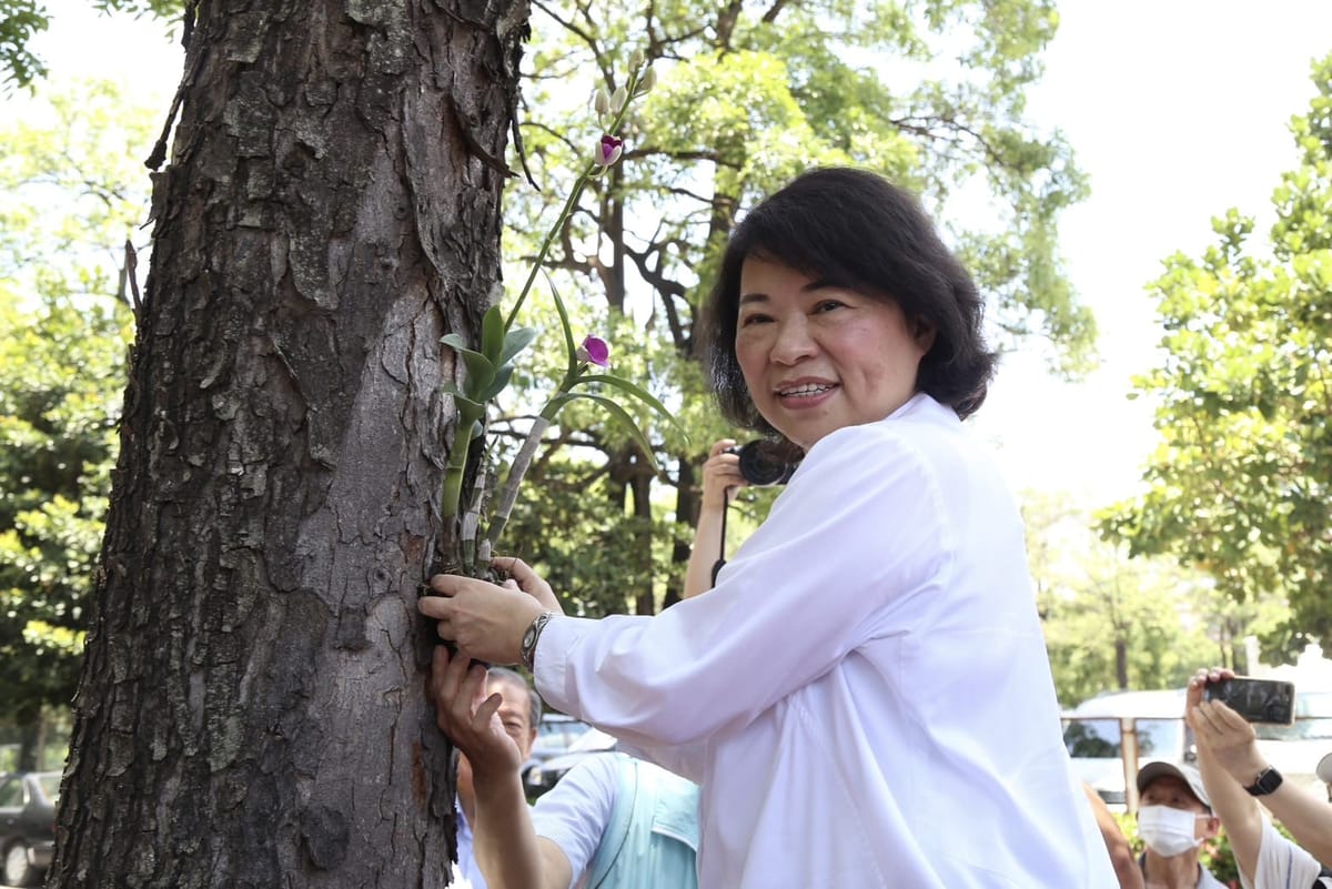 打造石斛蘭景觀步道美化嘉園 嘉市長黃敏惠感謝南區扶輪社認養道路