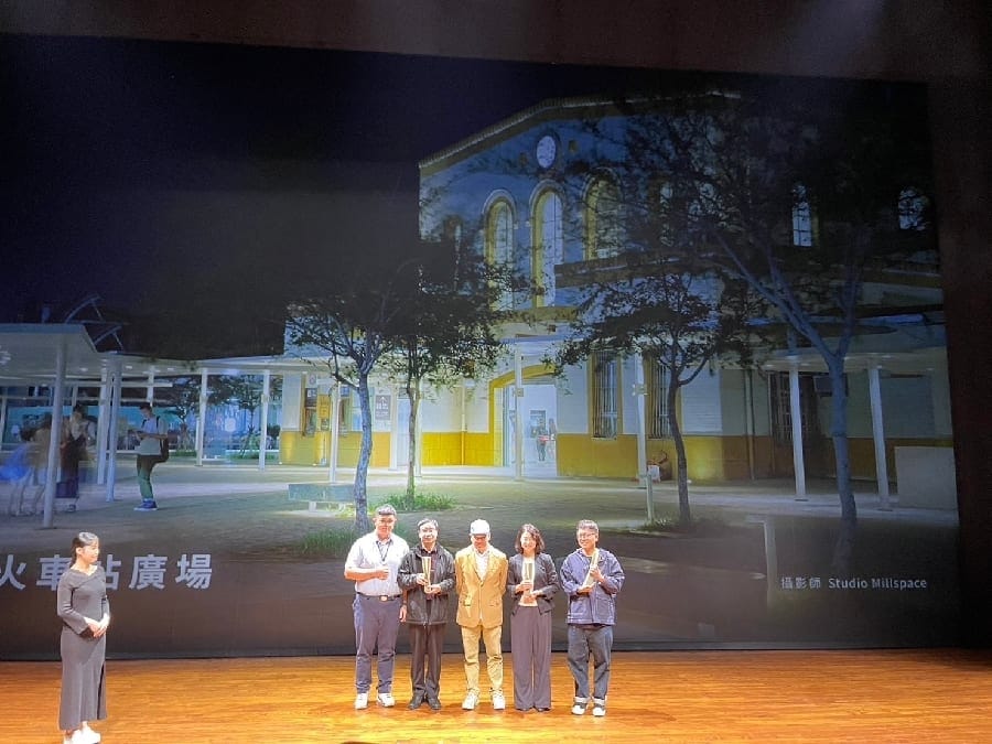 嘉義之「光」照亮幸福城市 嘉義火車站廣場獲頒2023台灣光環境獎