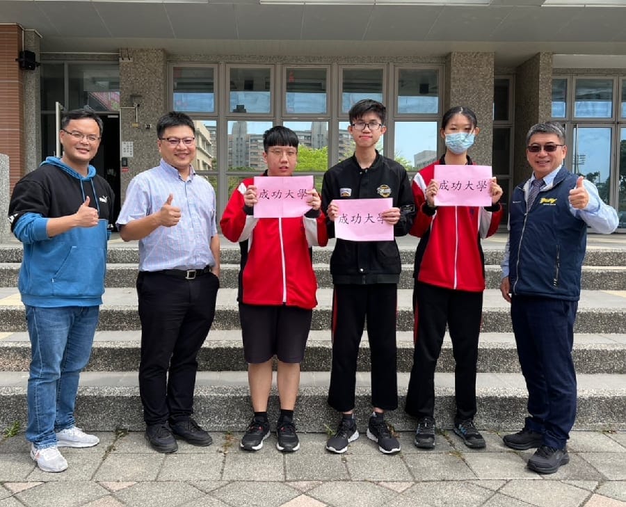 大學繁星放榜嘉縣永慶高中創新高紀錄 榜首涂詠程如願錄取中醫學系