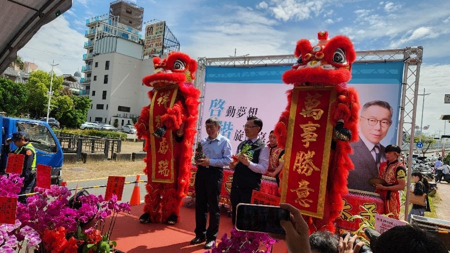 建設嘉義不分黨派 立委張啓楷嘉義服務處舉行揭牌典禮
