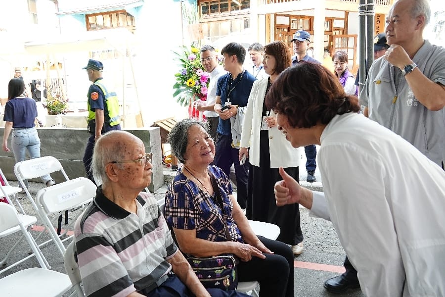 嘉義市百年東門派出所搖身打卡新亮點「東門町1923」「臥雲吟草文學紀念特展」開幕展