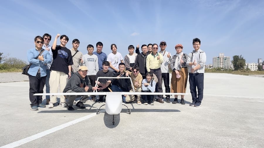 中正大學無人機研發技術領先 一年內成功製成兩架新機