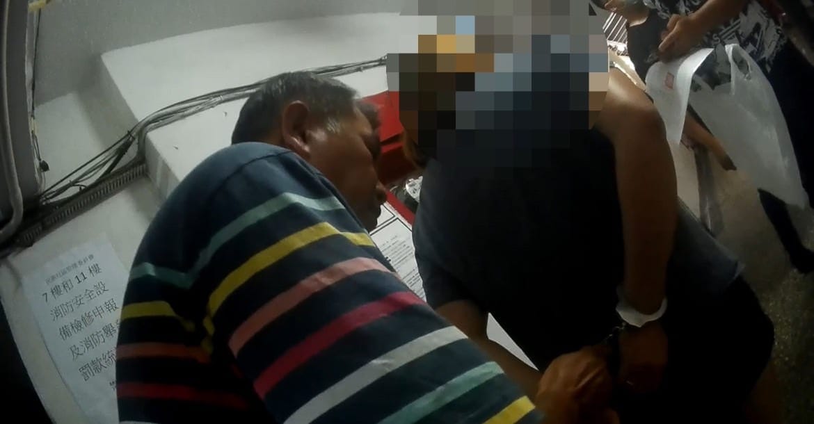 撰 稿 人 :警員陳弘修 電 話：07-2355098