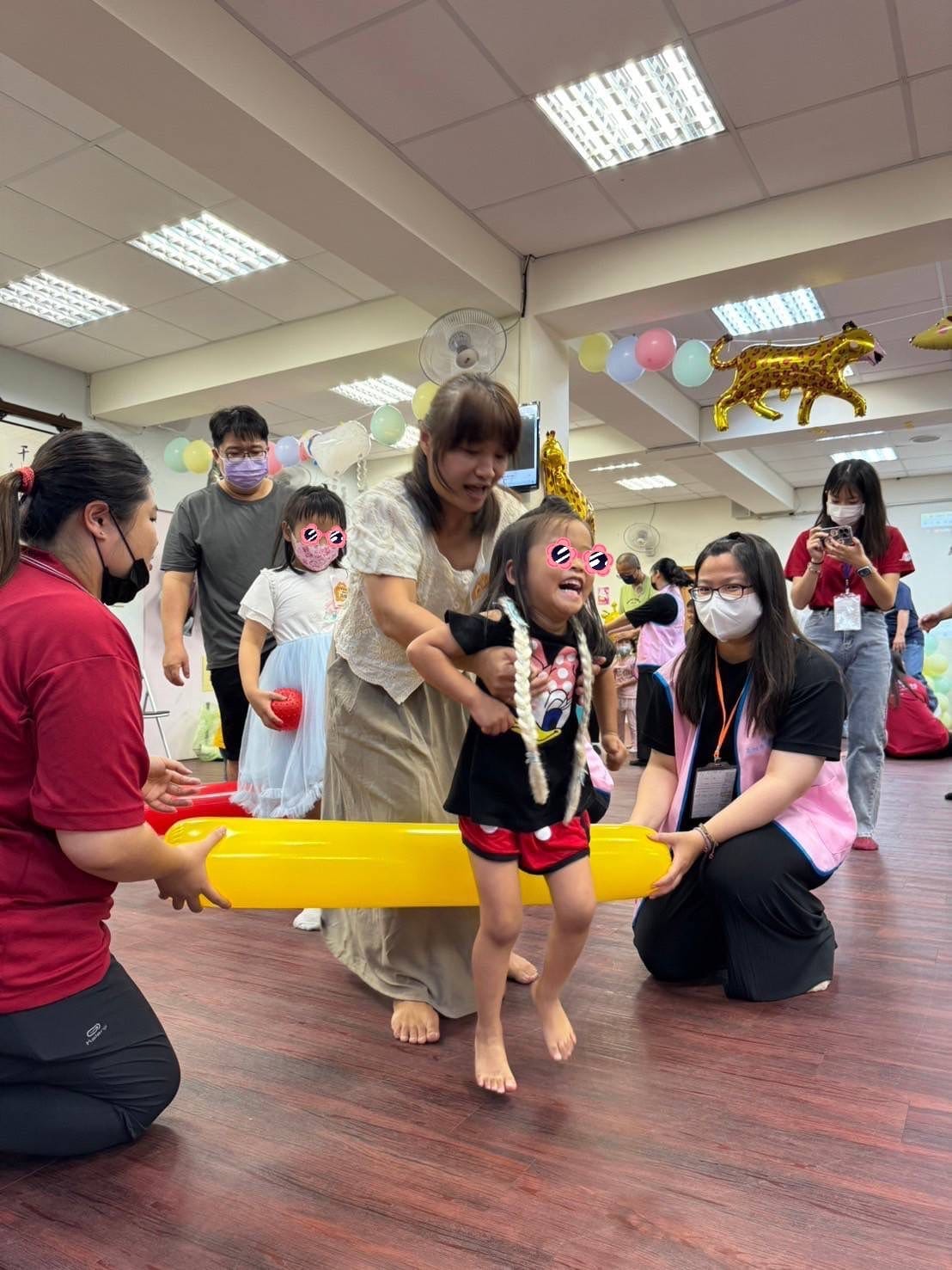小天使家園「收織幸福 讓愛延續」