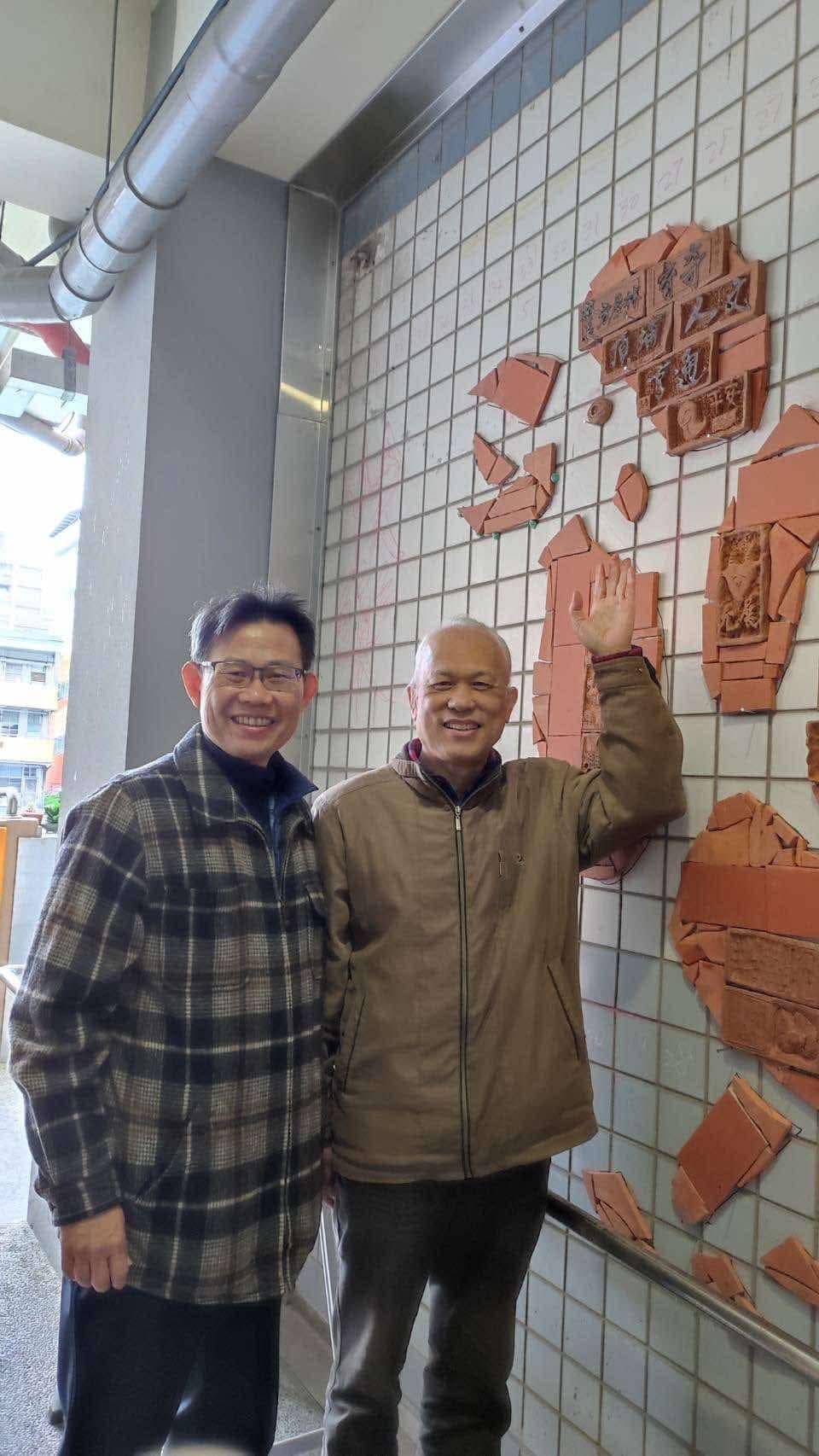 頂埔國小百人親子磚雕「快樂鳥」 展現文化教育與藝術創意