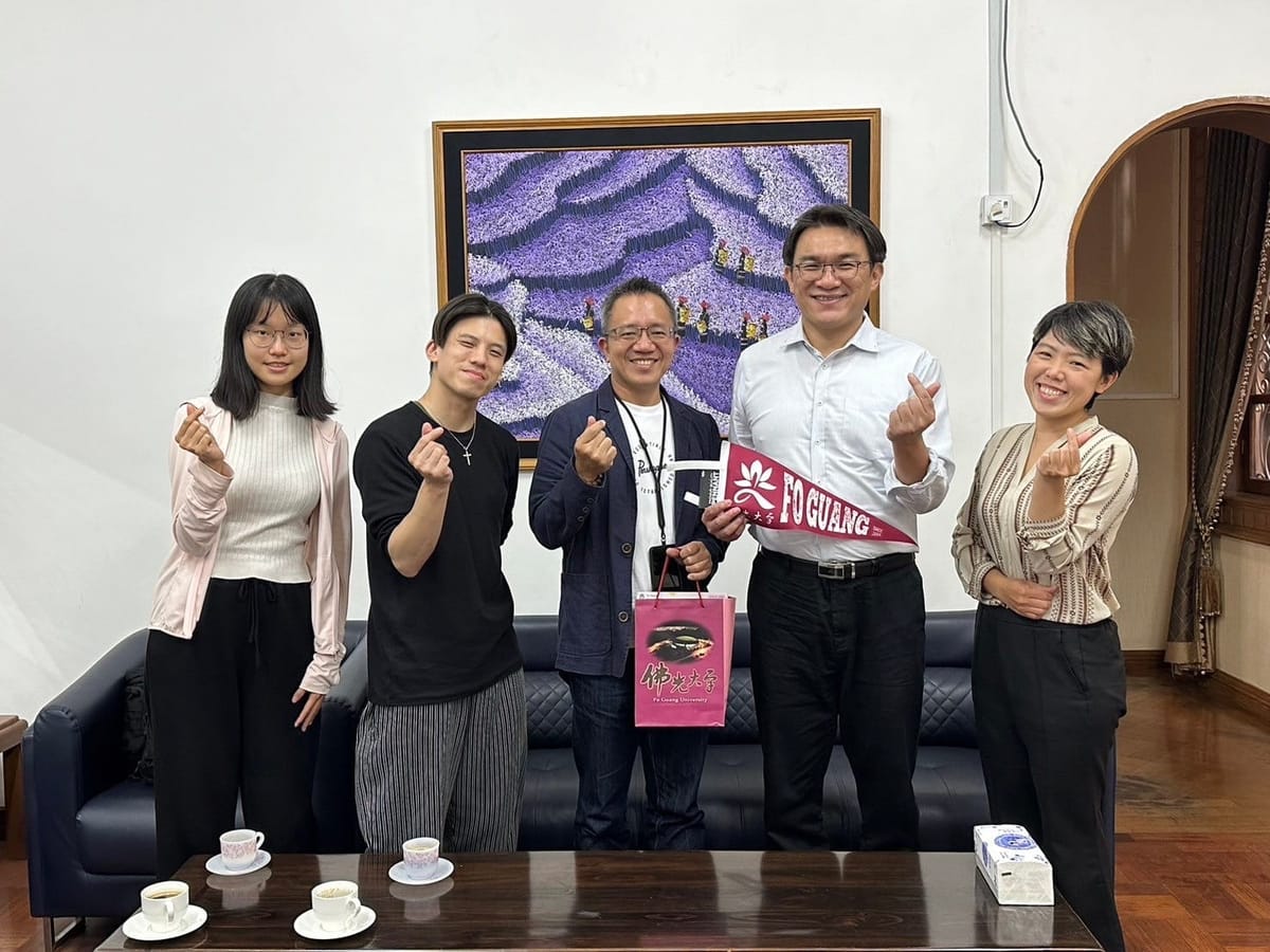 在少子化浪潮下，佛光大學雖招生人數受到影響，但相反的，此也大大提升了每一位學生在求學上的資源挹注，佛光大學強調全人教育，全人發展，選擇佛光大學能夠擁有專業力又有人文素養的優秀人才。