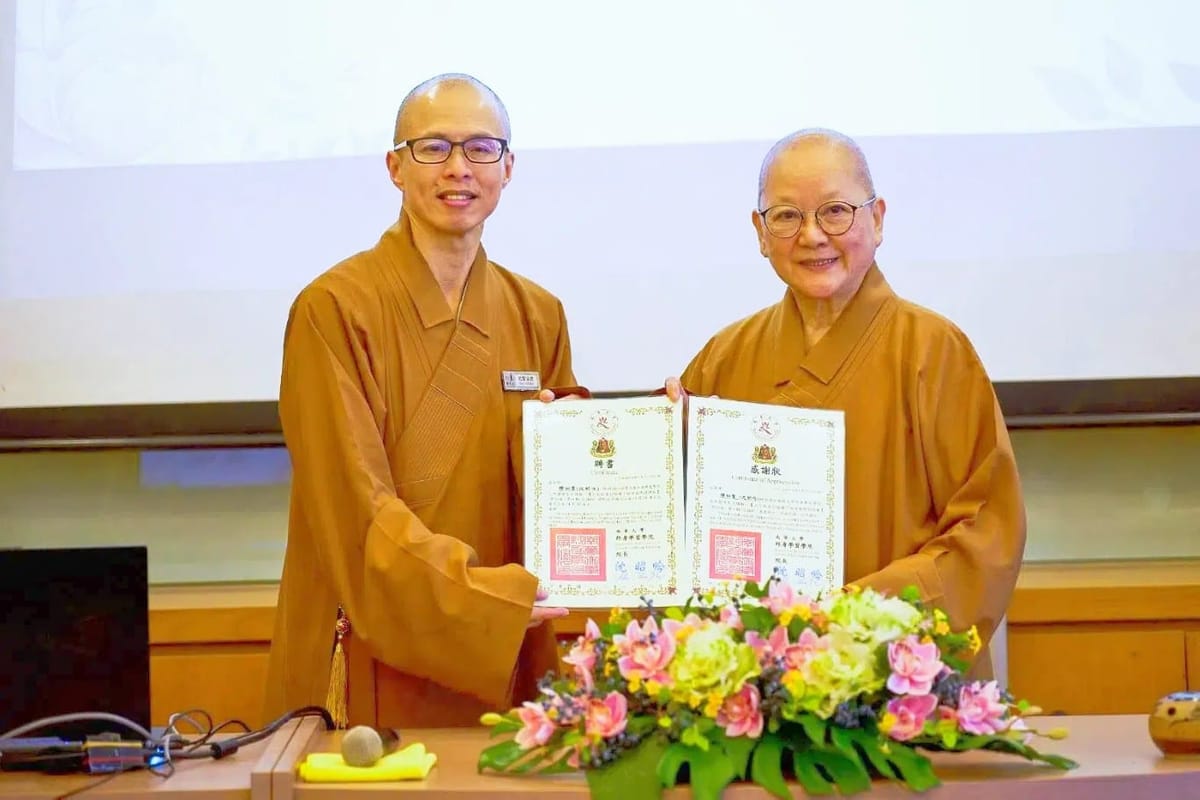 南華大學終身學院新加坡首開課　50位種子師資推廣獅城生死教育