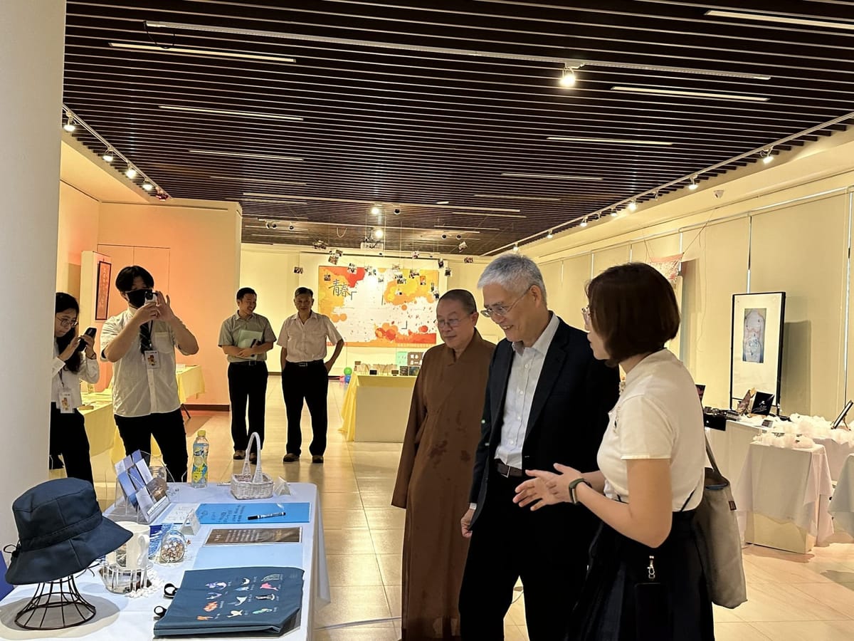 南華大學文學系畢展顛覆傳統　創意無限