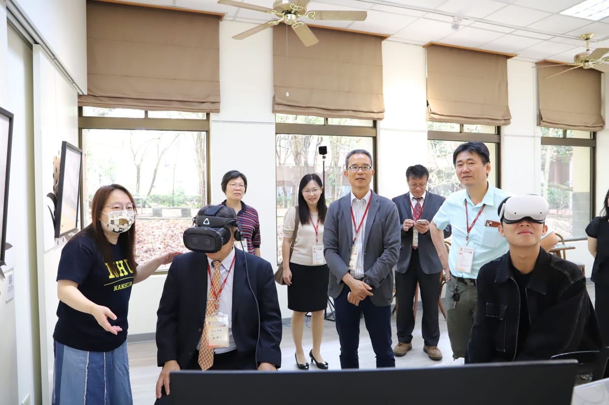 珍貴館藏與現代科技齊飛　南華大學無盡藏圖書館成熱門參觀景點