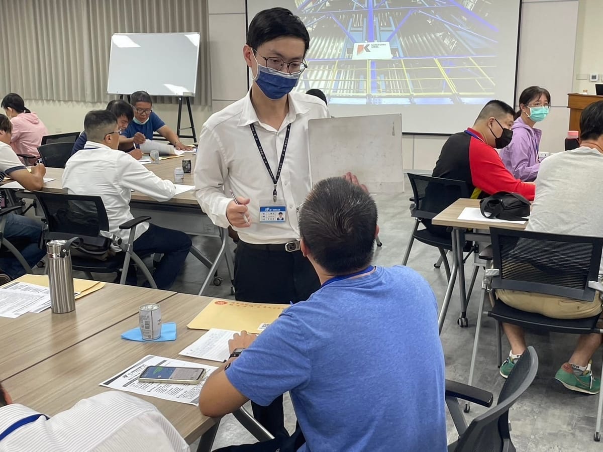 臺南市榮民服務處舉辦企業職場體驗參訪統一實業促進退除役官求職之路