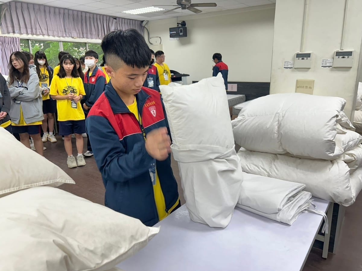 南應大旅館系攜手台南高商「觀光一起玩旅館‧學英文」