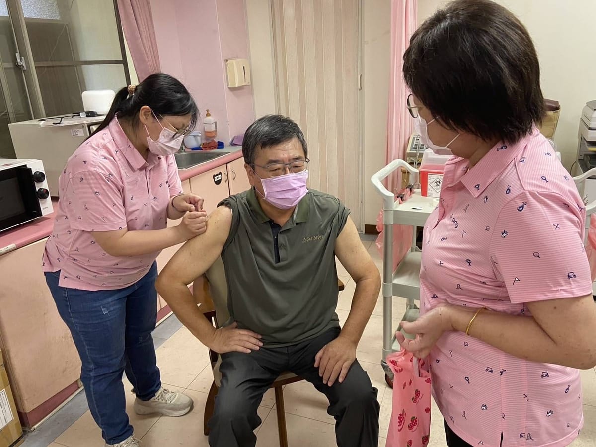 高雄榮家打疫苗，提升防疫力