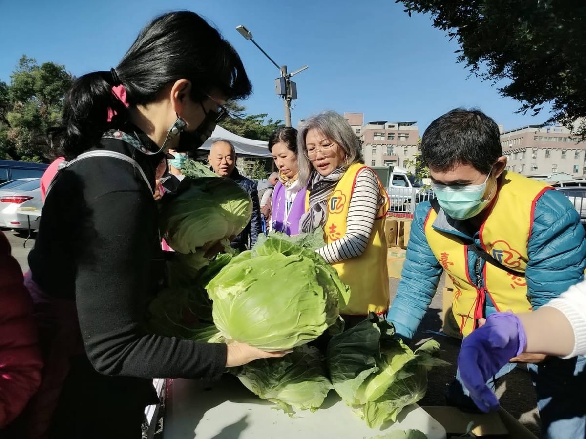 臺南榮服處榮欣志工熱情響應小東里惜福感恩旺年祭活動