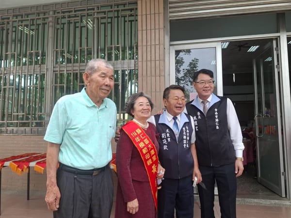 感恩母愛 獻上祝福歸仁區表揚22位模範母親祝全天下媽媽母親節快樂