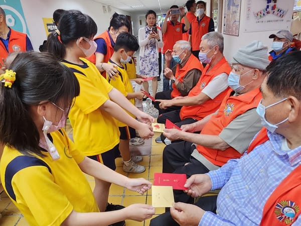 佳里榮家家慶 住民與龍山國小老少同樂