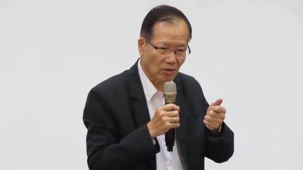 COMEBUY陳昆池總經理於南華大學開講　分享創業故事